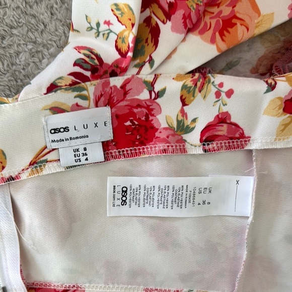 NWOT ASOS Luxe Floral Puff Sleeve Top Size 4 - Picture 7 of 11